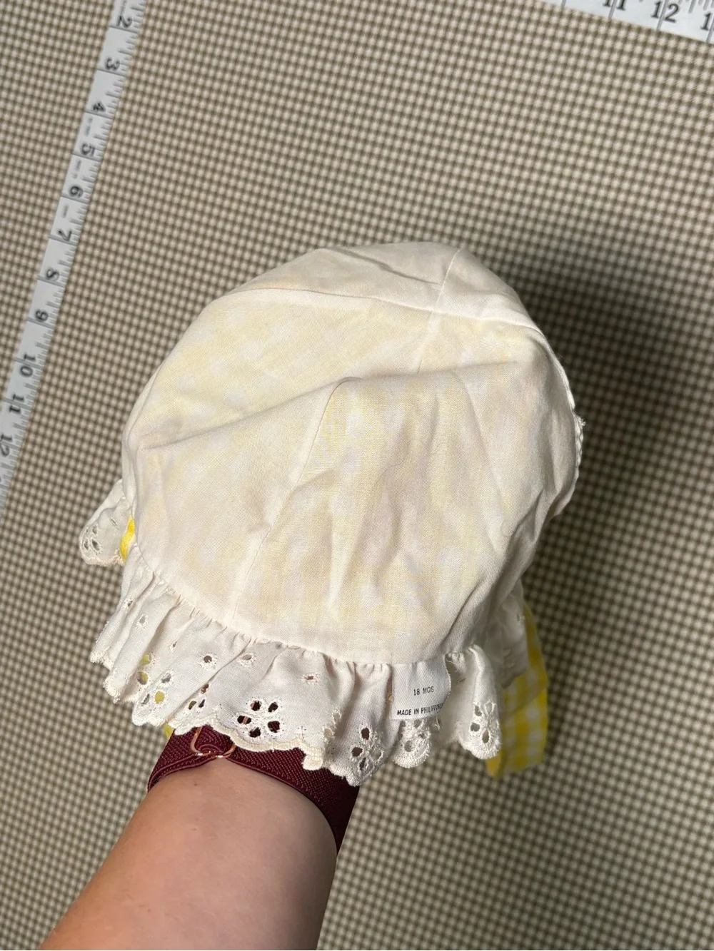 Vintage Strawberry Gingham Eyelet Baby Sun Bonnet Hat 18 Months